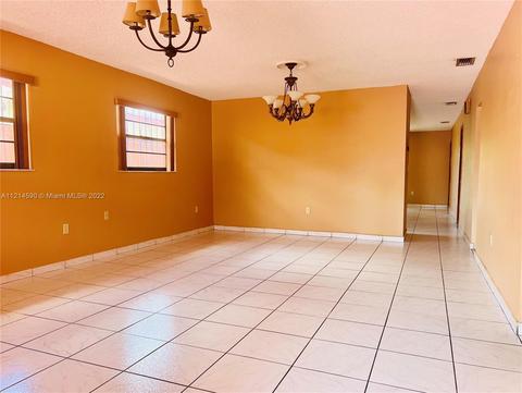 624 E 29th St, Hialeah, FL 33013 photo 3