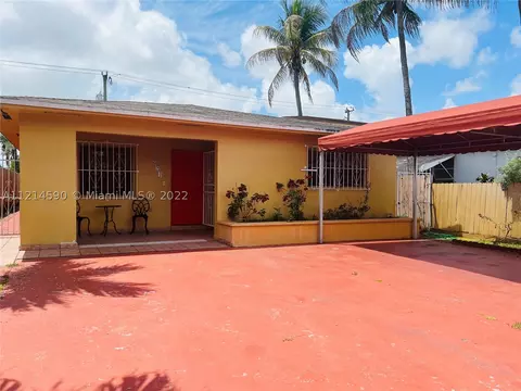 624 E 29th St, Hialeah, FL 33013 photo 1