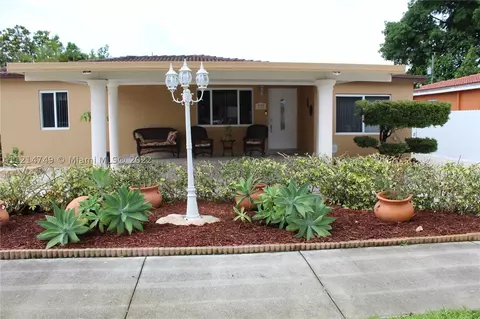 110 E 56th St, Hialeah, FL 33013 photo 1