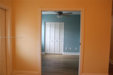 216 E 41st St, Hialeah, FL 33013 photo 15