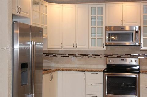 216 E 41st St, Hialeah, FL 33013 photo 19