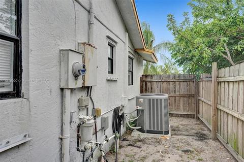 6300 SW 7th St, Margate, FL 33068 photo 25