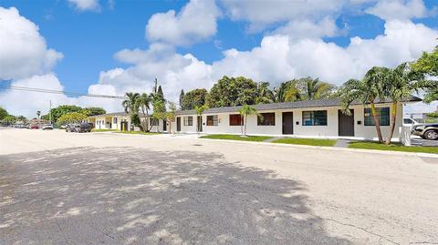 100 E 12th St, Hialeah, FL 33010 photo 2