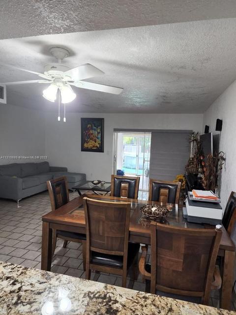 893 W 80th Pl, Hialeah, FL 33014 photo 2