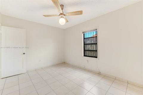 851 SE 3rd Pl, Hialeah, FL 33010 photo 23
