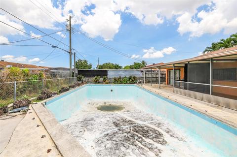 851 SE 3rd Pl, Hialeah, FL 33010 photo 39