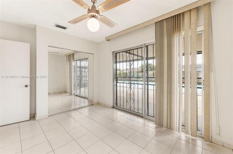 851 SE 3rd Pl, Hialeah, FL 33010 photo 18