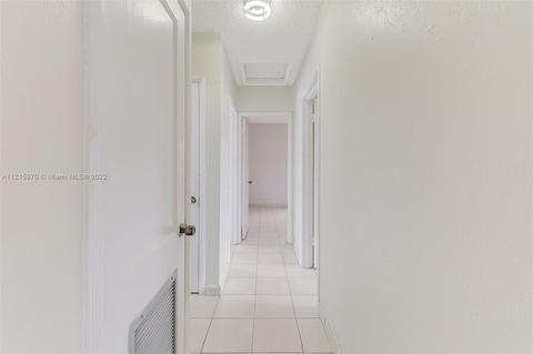 851 SE 3rd Pl, Hialeah, FL 33010 photo 14