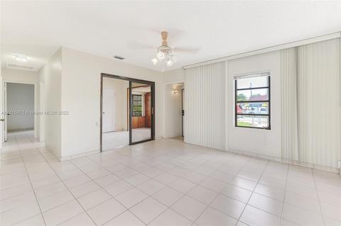 851 SE 3rd Pl, Hialeah, FL 33010 photo 7