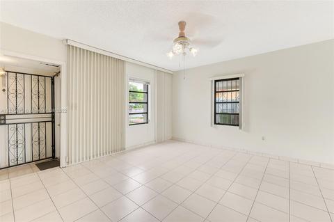 851 SE 3rd Pl, Hialeah, FL 33010 photo 6