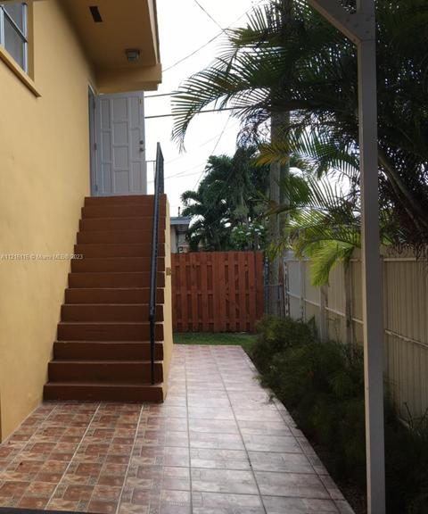 316 E 43rd St, Hialeah, FL 33013 photo 48
