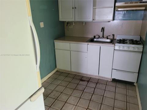 494 E 44th St, Hialeah, FL 33013 photo 19