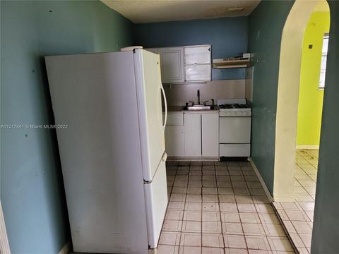 494 E 44th St, Hialeah, FL 33013 photo 18