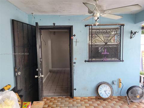 494 E 44th St, Hialeah, FL 33013 photo 16