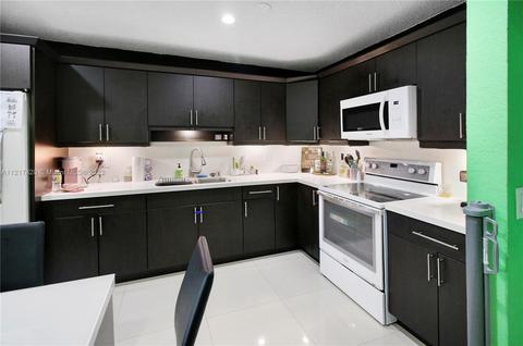 1900 W 68th St #I403, Hialeah, FL 33014 photo 9