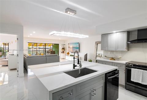 7238 Bedlington Rd, Miami Lakes, FL 33014 photo 8