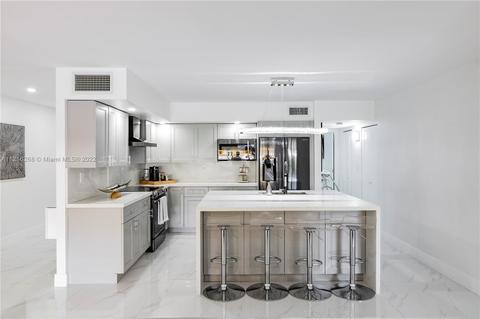 7238 Bedlington Rd, Miami Lakes, FL 33014 photo 21