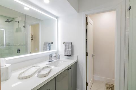 7238 Bedlington Rd, Miami Lakes, FL 33014 photo 19