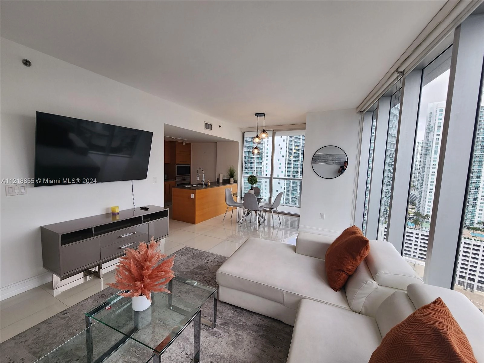 485 Brickell Ave Unit 2504  
