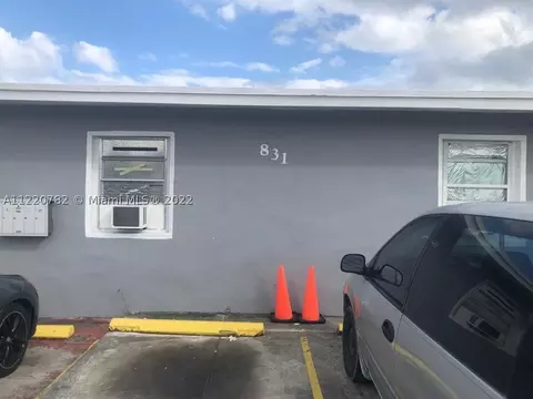 831 SE 9th Ave, Hialeah, FL 33010 photo 1