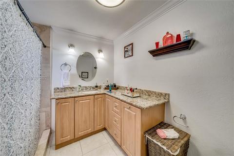 520 E 47th St, Hialeah, FL 33013 photo 23