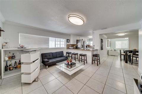 520 E 47th St, Hialeah, FL 33013 photo 10