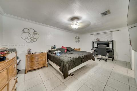 520 E 47th St, Hialeah, FL 33013 photo 20