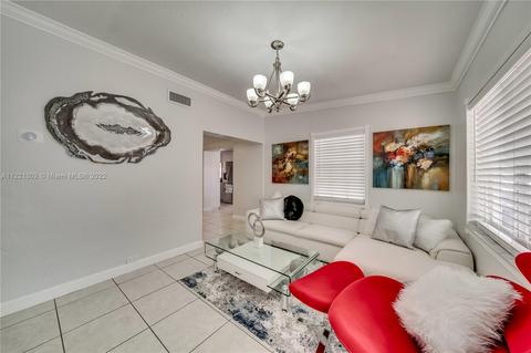 520 E 47th St, Hialeah, FL 33013 photo 5
