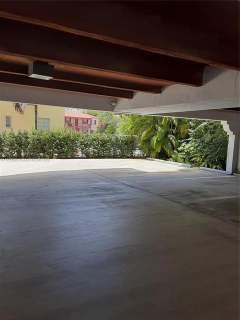 49 Majorca Ave #402, Coral Gables, FL 33134 photo 3