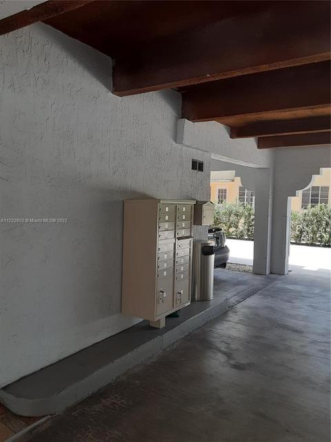49 Majorca Ave #402, Coral Gables, FL 33134 photo 5