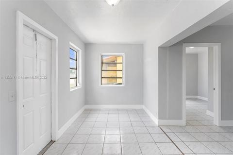 4148 E 10th Ave, Hialeah, FL 33013 photo 4