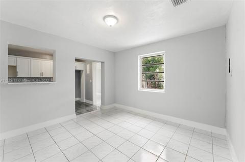 4148 E 10th Ave, Hialeah, FL 33013 photo 14