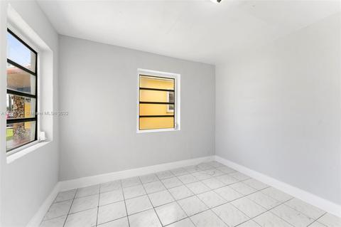 4148 E 10th Ave, Hialeah, FL 33013 photo 7