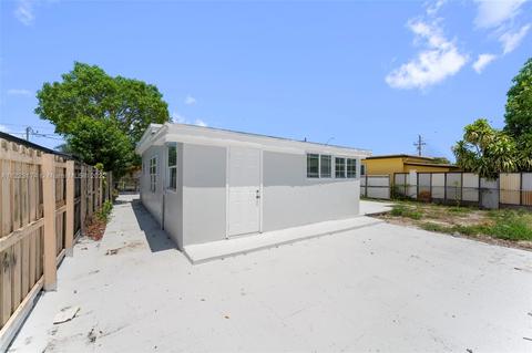 4148 E 10th Ave, Hialeah, FL 33013 photo 27