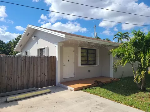 601 W 30 St, Hialeah, FL 33012 photo 1