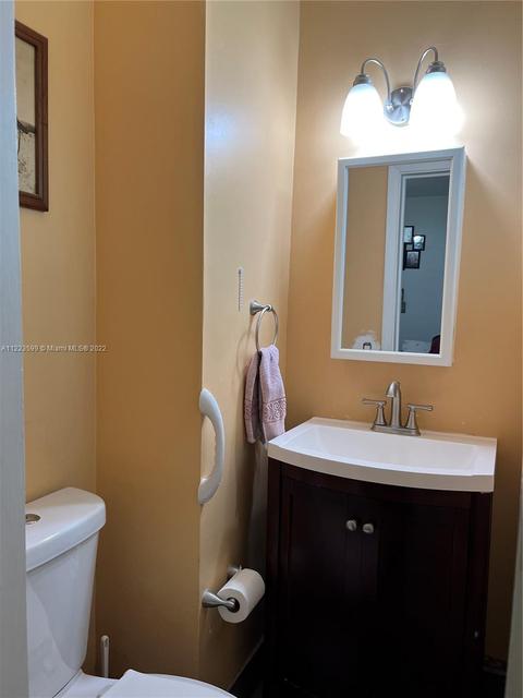 151 E 36th St, Hialeah, FL 33013 photo 19