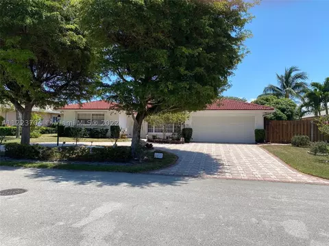 2820 NE 40th St, Lighthouse Point, FL 33064 photo 1