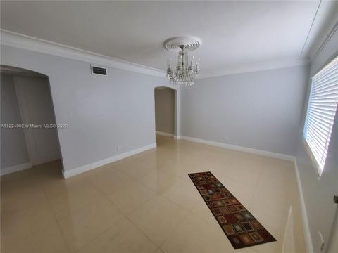 660 E 14th St, Hialeah, FL 33010 photo 5