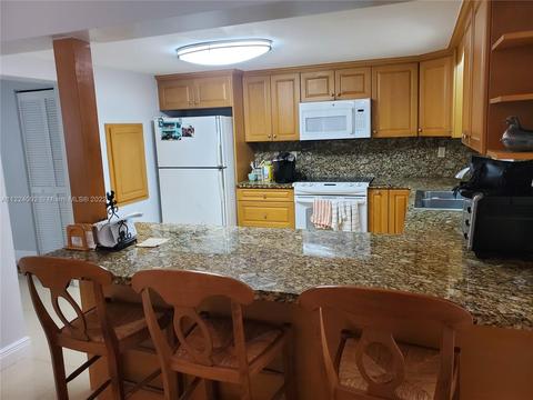 660 E 14th St, Hialeah, FL 33010 photo 27