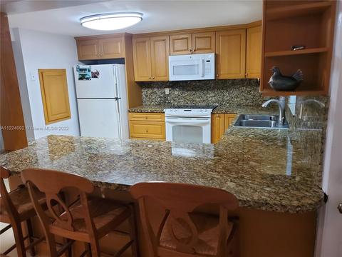 660 E 14th St, Hialeah, FL 33010 photo 28