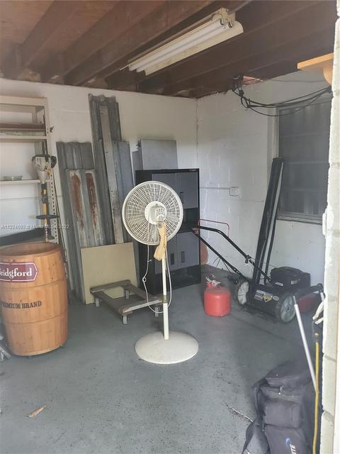 660 E 14th St, Hialeah, FL 33010 photo 36