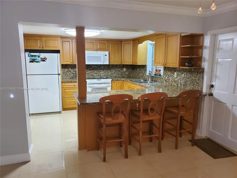 660 E 14th St, Hialeah, FL 33010 photo 29
