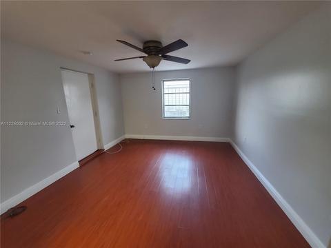 660 E 14th St, Hialeah, FL 33010 photo 11