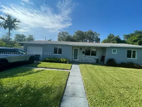 231 Grant Dr, Coral Gables, FL 33133 photo 1