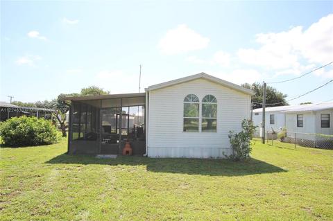 1385 Lake Dr, Okeechobee, FL 34974 photo 1