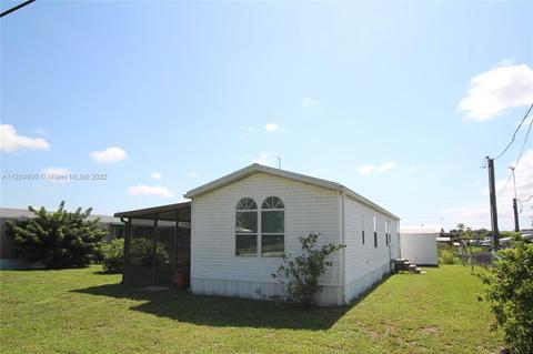 1385 Lake Dr, Okeechobee, FL 34974 photo 2