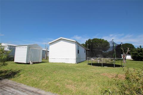 1385 Lake Dr, Okeechobee, FL 34974 photo 3