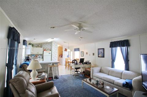 1385 Lake Dr, Okeechobee, FL 34974 photo 11