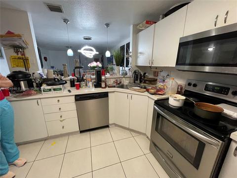 140 E 5th St #5, Hialeah, FL 33010 photo 8