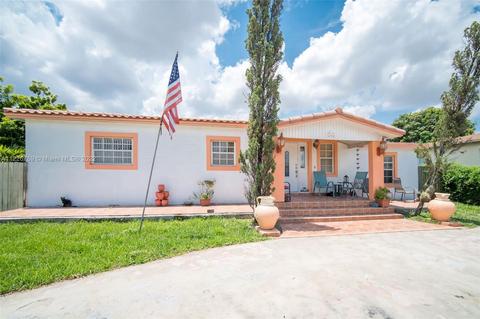 690 E 58th St, Hialeah, FL 33013 photo 1